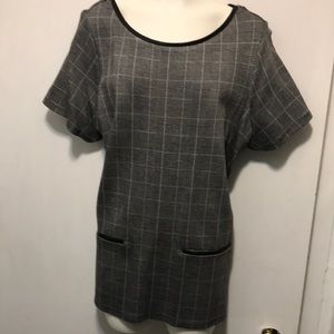 Black and white plaid top